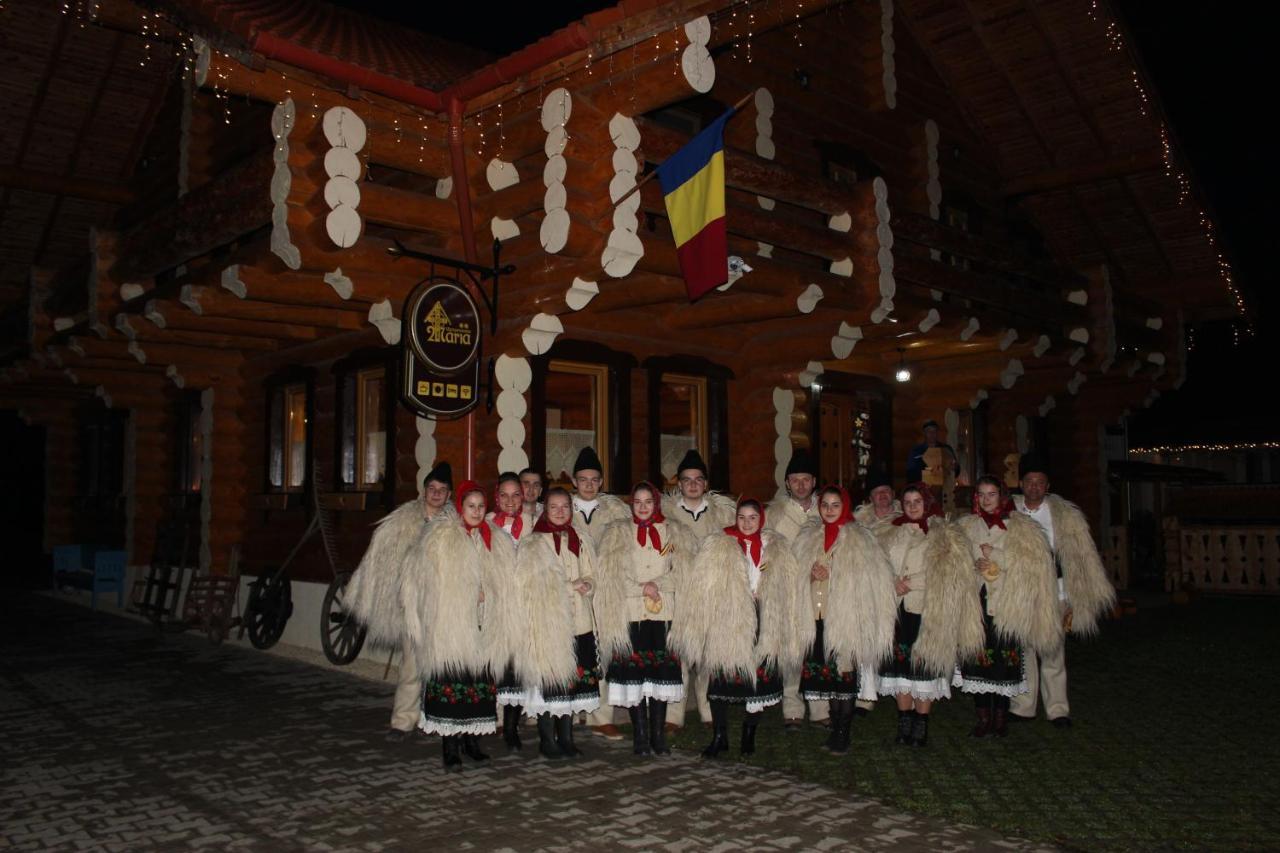 Agropensiunea Maria Unguras Luaran gambar